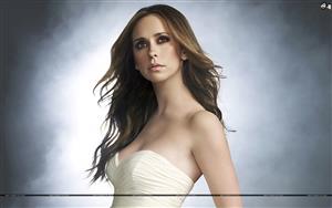 Jennifer Love Hewitt